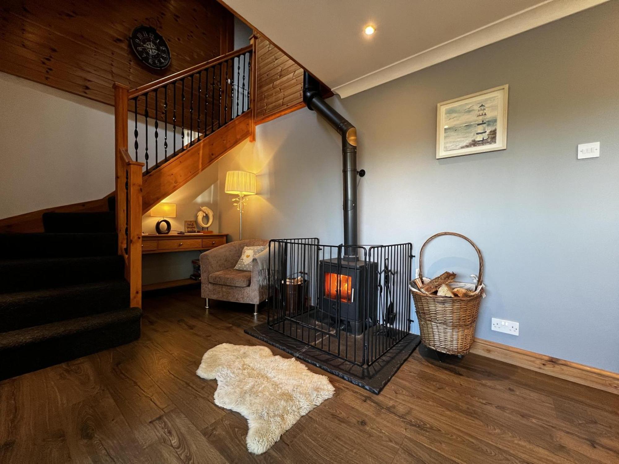 Holiday home 3 Bed Detached Cottage- Log Burner Mountain Views