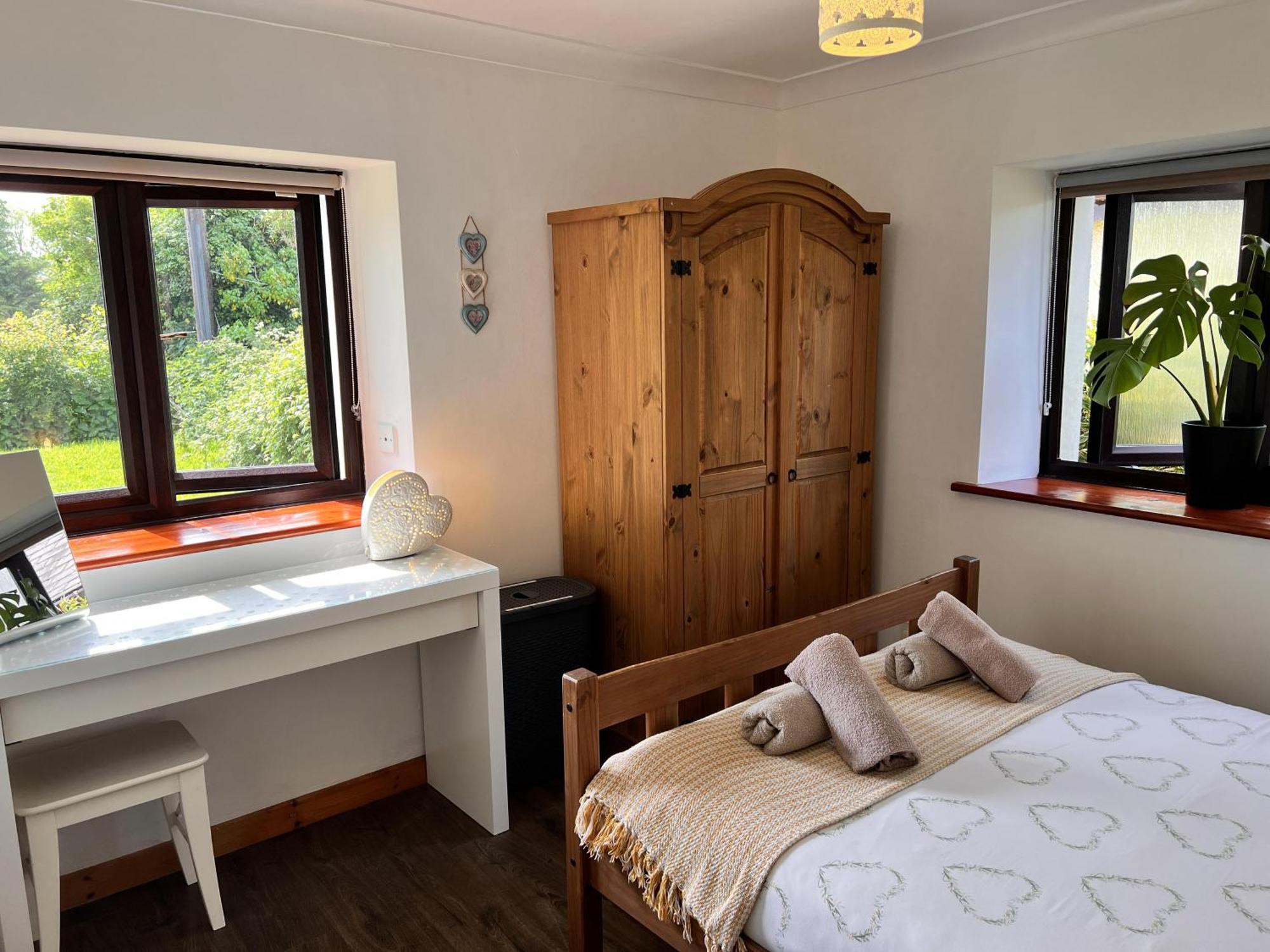 Holiday home 3 Bed Detached Cottage- Log Burner Mountain Views *
